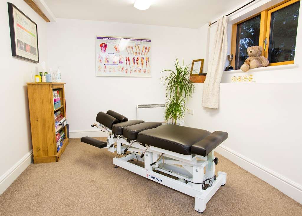 Inspired Health Chiropractic Centre - Chiropractor Essex | 3 Roxwell Rd, Writtle, Chelmsford CM1 3ST, UK | Phone: 01245 699152