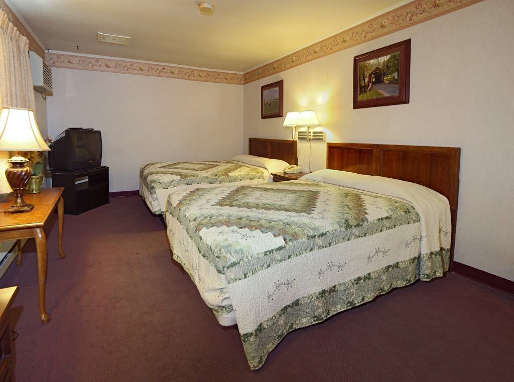 Amish Country Motel | 3013 Old Philadelphia Pike, Bird in Hand, PA 17505 | Phone: (717) 768-8396