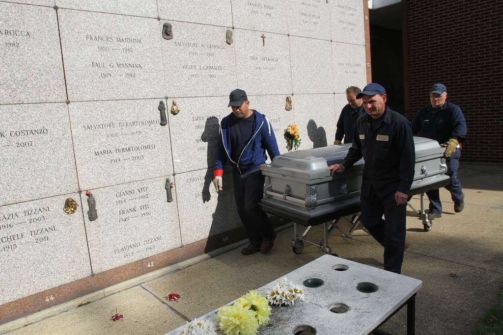 Catholic Cemeteries of the Roman Catholic Diocese of Rockville C | 111 Old Country Rd, Westbury, NY 11590, USA | Phone: (516) 334-7990