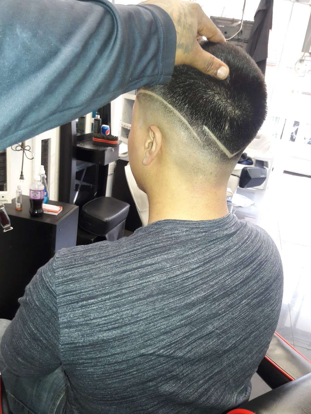 Hollywood Cuts | 1817 Astoria Blvd, Long Island City, NY 11102 | Phone: (347) 646-4649