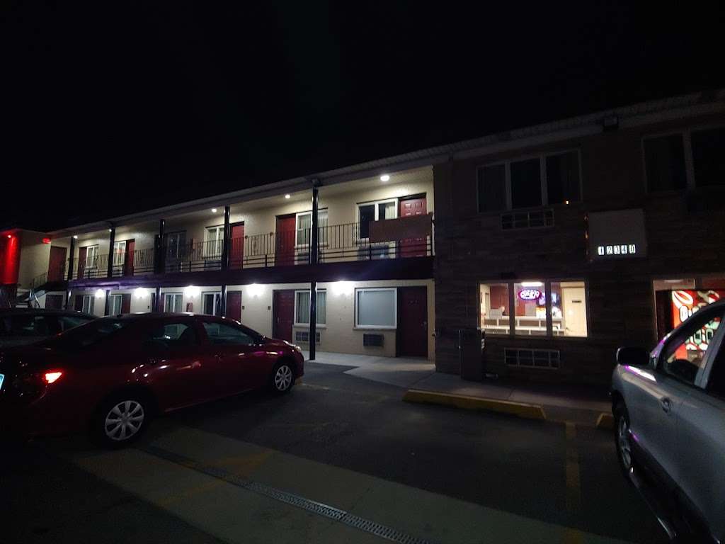 Red Roof Inn Chicago - Alsip | 12340 S Cicero Ave, Alsip, IL 60803, USA | Phone: (708) 389-3080