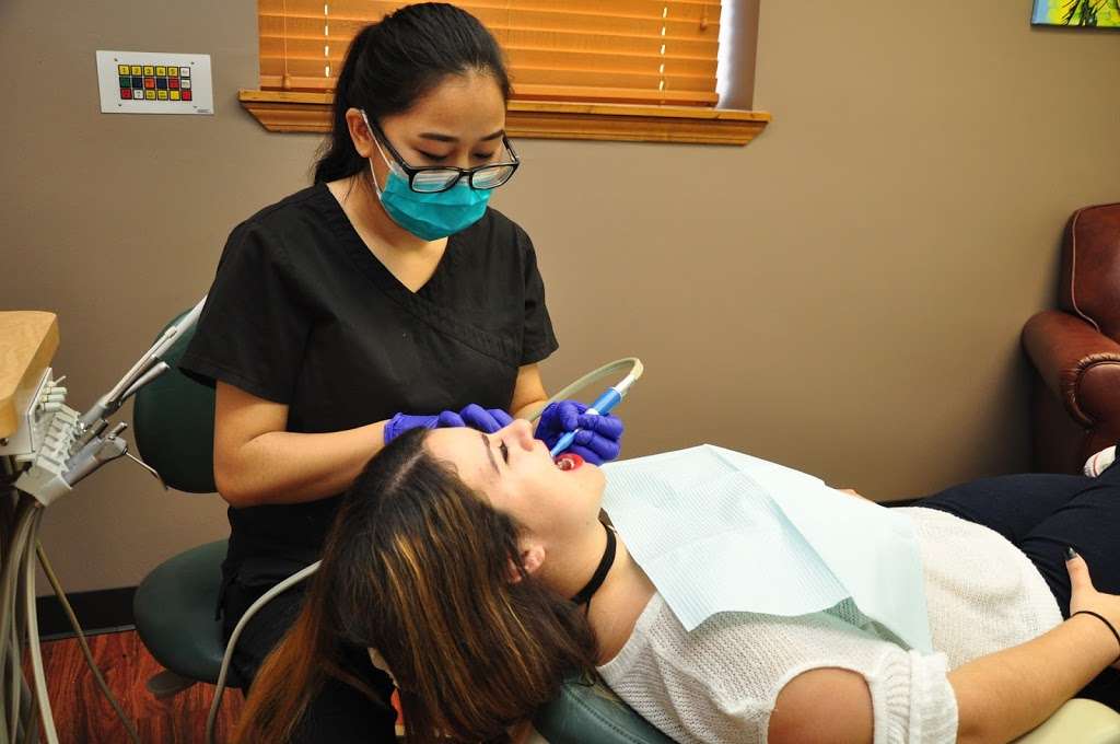 Signature Smiles | 300 S Cottonwood Dr Suite B, Richardson, TX 75080, USA | Phone: (214) 473-5732