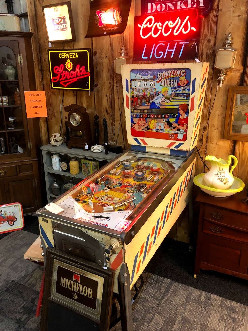 Interstate 81 Antiques | 15 Hershey Rd, Shippensburg, PA 17257, USA | Phone: (717) 300-3746