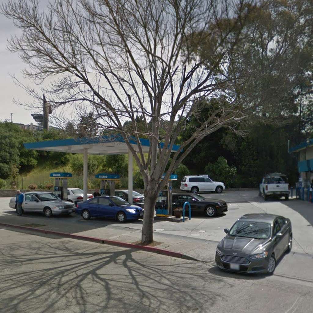 Valero gas station | 1401 Grand Ave, San Leandro, CA 94577, USA | Phone: (510) 357-8002