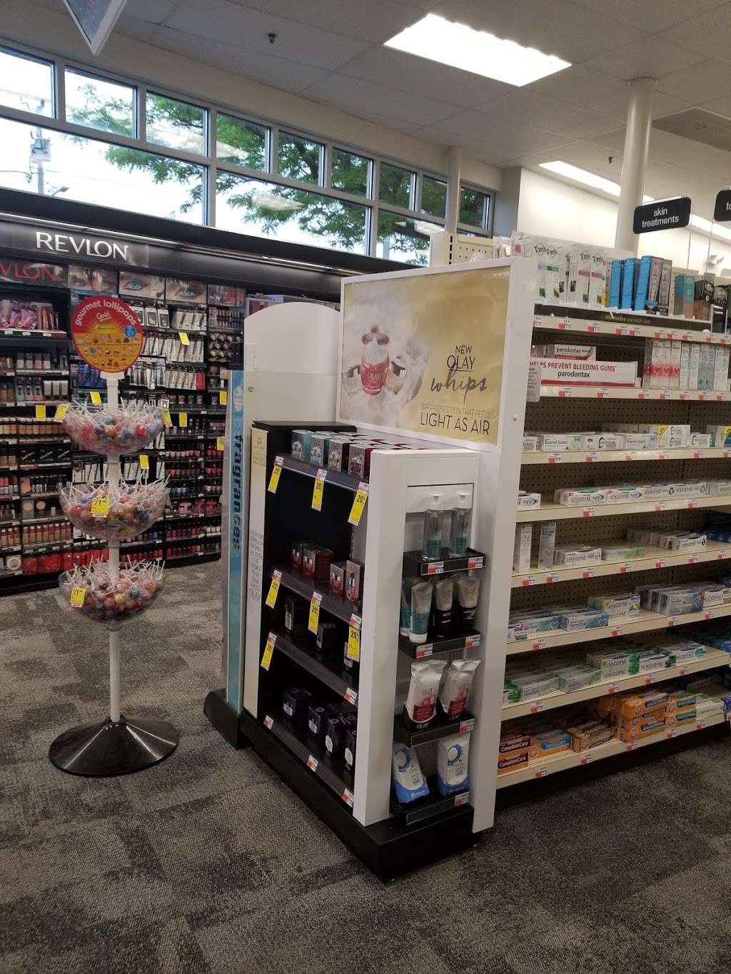 CVS | 254 Hillside Avenue, Williston Park, NY 11596, USA | Phone: (516) 739-2980