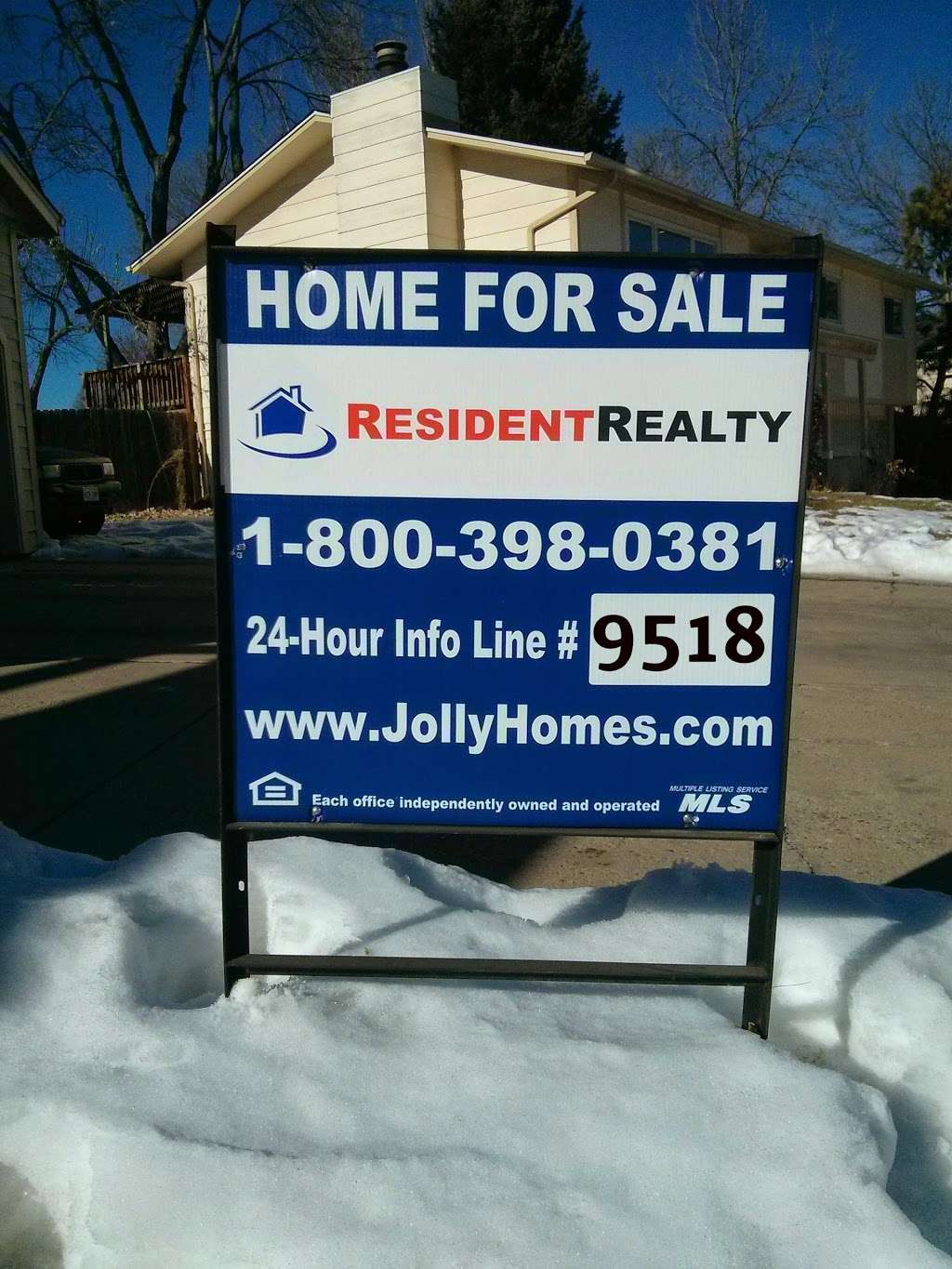 Jolly Homes Team at Resident Realty | 4630 Royal Vista Cir #6, Fort Collins, CO 80528, USA | Phone: (970) 372-0787
