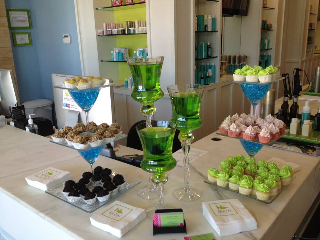 Moonlight Cakes | 2816 Central Dr Ste 152, Bedford, TX 76021, USA | Phone: (682) 503-4075