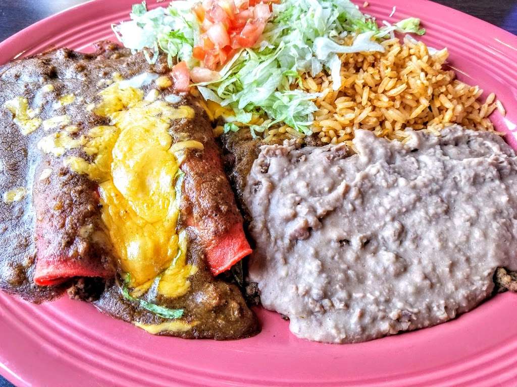 Las Palapas | 8342 N Loop 1604 W, San Antonio, TX 78249, USA | Phone: (210) 696-6543