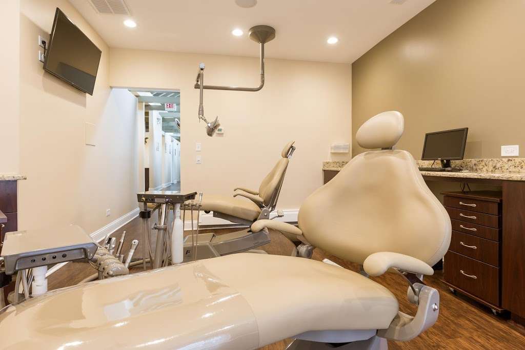 Webster Dental Care of Edison Park | 7760 W Devon Ave, Chicago, IL 60631 | Phone: (773) 775-2210