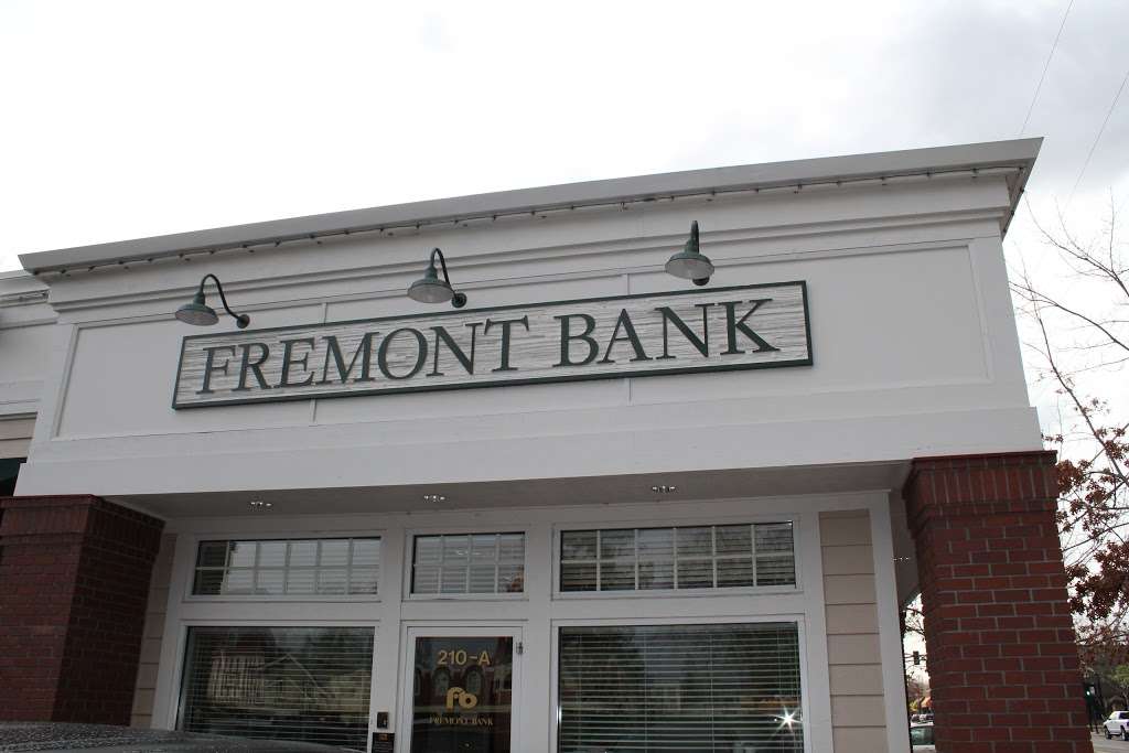 Fremont Bank | 210A Railroad Ave, Danville, CA 94526 | Phone: (925) 309-1040