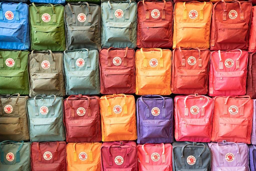 Fjällräven La Brea | 151 South La Brea Ave, Los Angeles, CA 90036, USA | Phone: (323) 746-7807