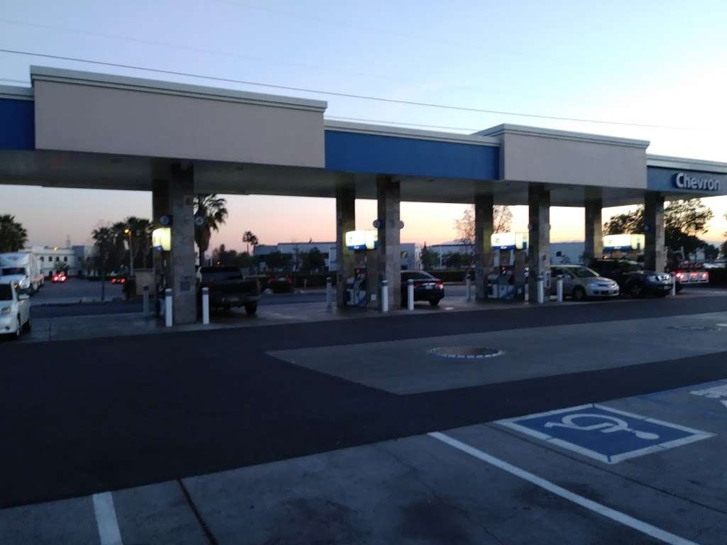 Chevron | 4880 South Motor Lane, Ontario, CA 91761, USA | Phone: (909) 390-0486