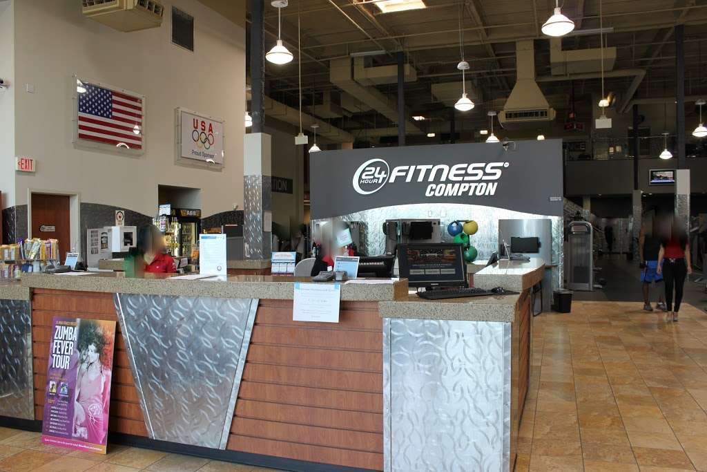 24 Hour Fitness | 110 Towne Center Dr, Compton, CA 90220 | Phone: (310) 735-9114