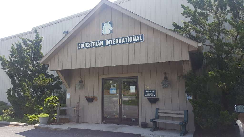 Equestrian International | 116 King Court Industrial Park, New Holland, PA 17557 | Phone: (800) 632-4805