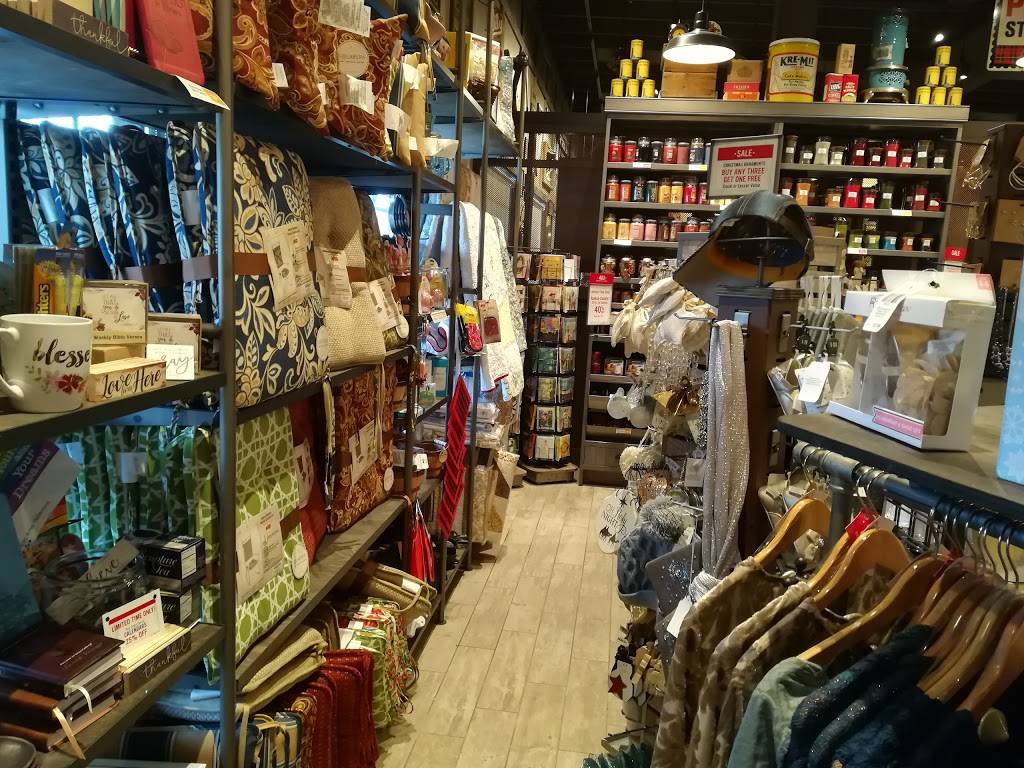 Cracker Barrel Old Country Store | 4210 Alexandria Pike, Cold Spring, KY 41076 | Phone: (859) 441-0709