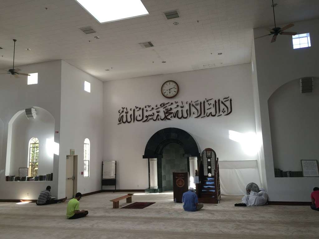 Islamic Center of Northridge, Granada Hills Masjid | 11439 Encino Ave, Granada Hills, CA 91344, USA | Phone: (818) 360-3500