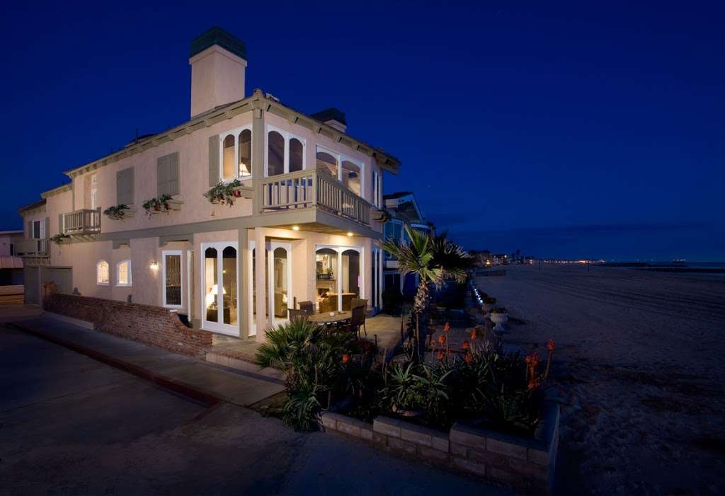 The Landing Of Newport Beach | 4711 Seashore Dr, Newport Beach, CA 92663, USA | Phone: (949) 612-2128
