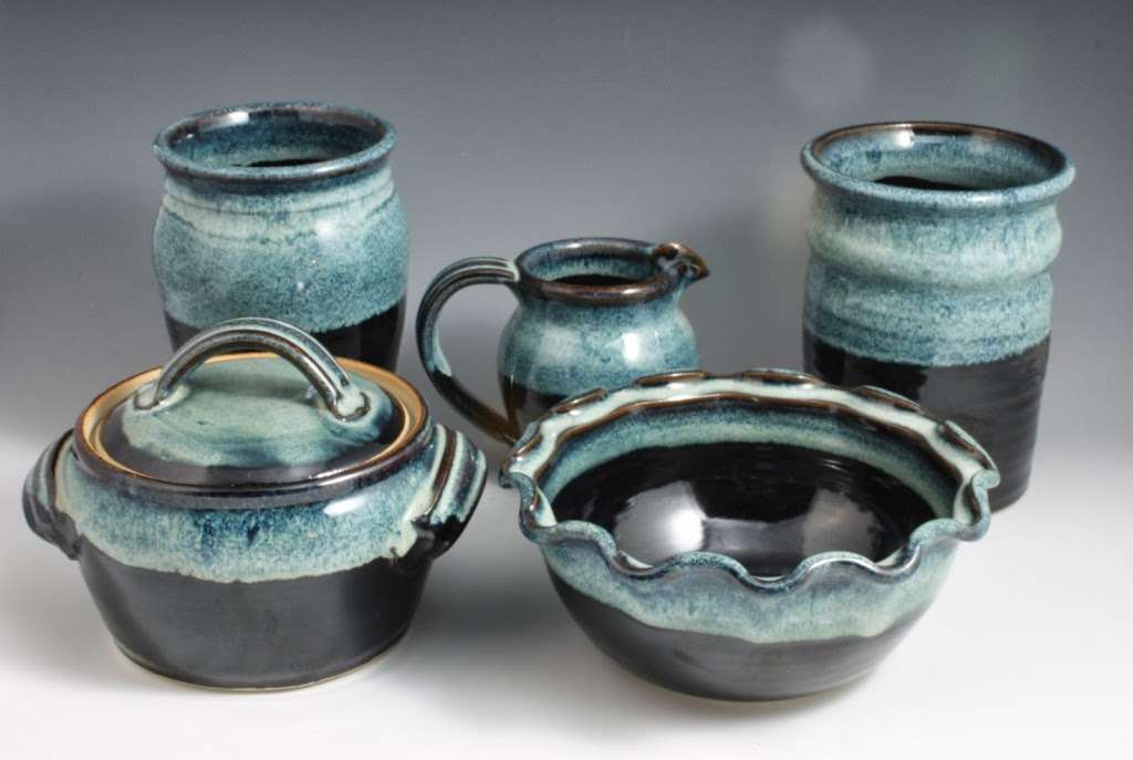 Bear Hills Pottery 5 Lori Lynn Cir, Newtown, CT 06470, USA BusinessYab