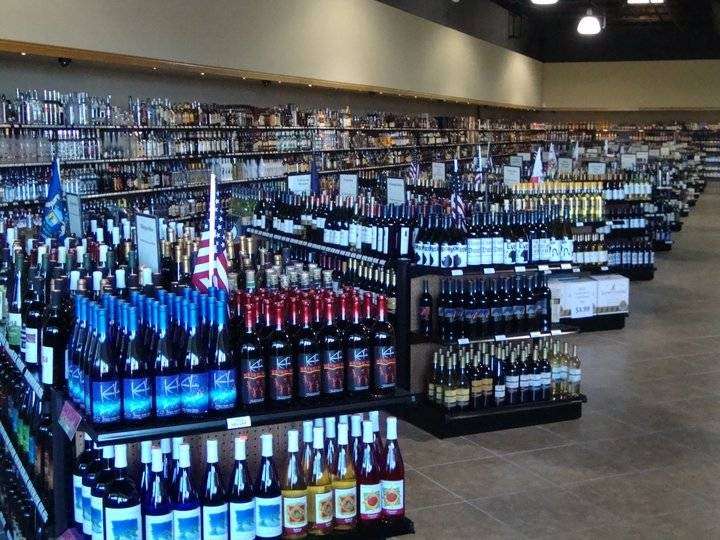 Liquor Cabinet | 1332 Hilltop Rd, St Joseph, MI 49085, USA | Phone: (269) 408-8579