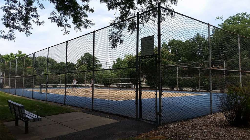 Lorel Park | 8135 Lorel Ave, Skokie, IL 60077, USA | Phone: (847) 674-1500