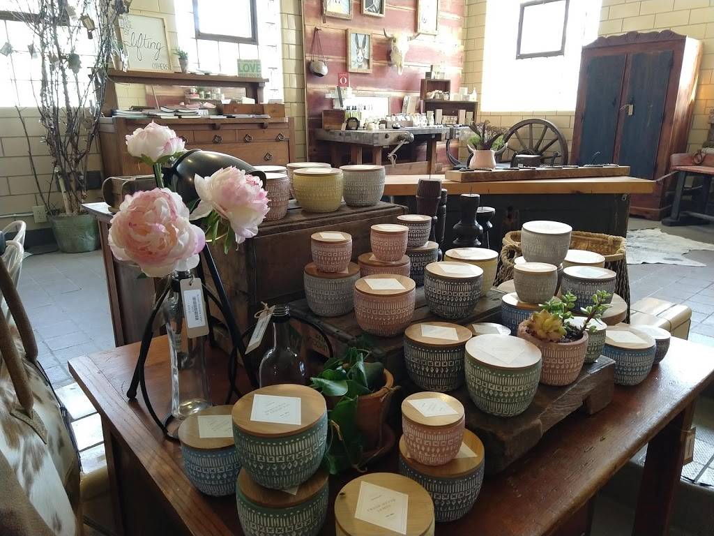 Lily’s Mercantile & Makery | 6858 Paoli Rd, Belleville, WI 53508, USA | Phone: (608) 636-4481