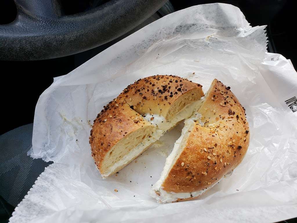 Bagel Club | 20521 35th Ave, Bayside, NY 11361, USA | Phone: (718) 423-6106