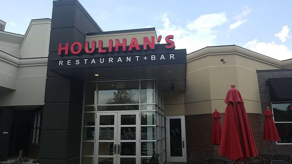 Houlihans | 2200 Centreville Rd, Herndon, VA 20170, USA | Phone: (703) 674-0454