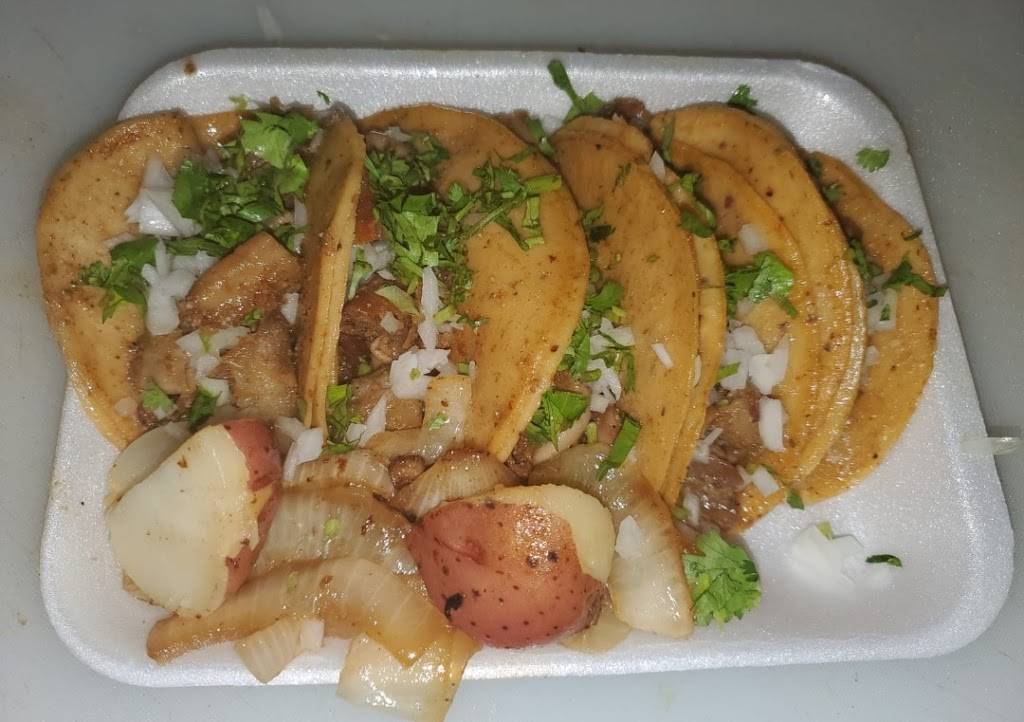 Antojitos mexicanos "El santuario" | 8529 C E King Pkwy suite C, Houston, TX 77044, USA | Phone: (713) 572-5221