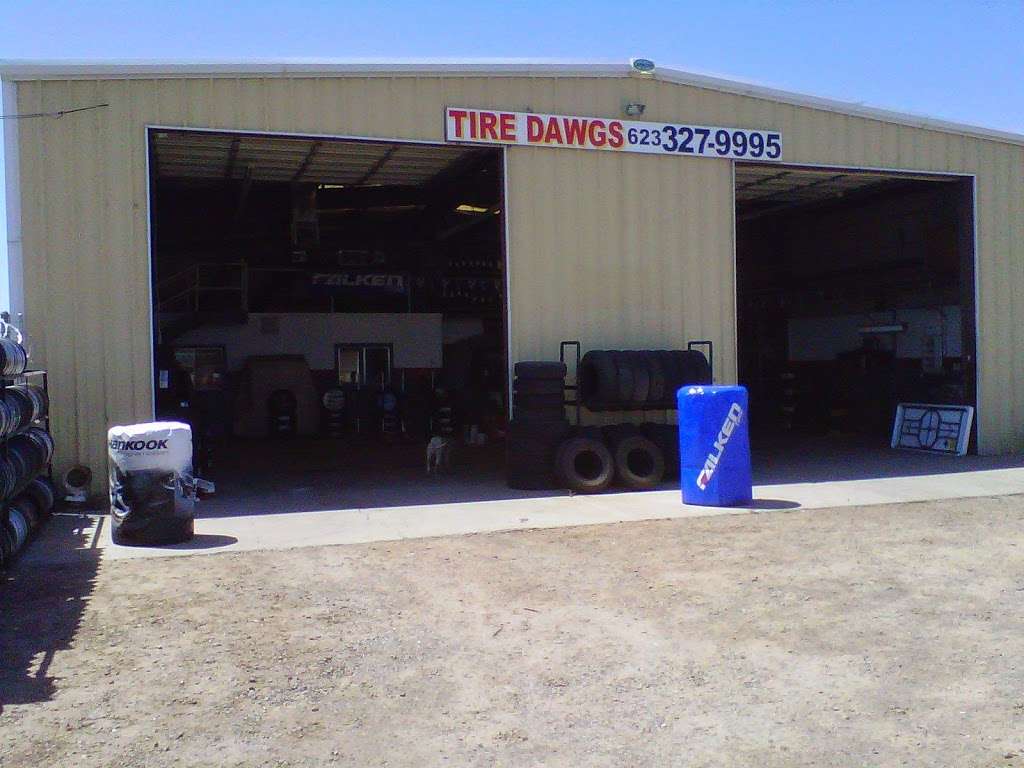 Tire Dawgs | 2210 E Washington St, Phoenix, AZ 85034, USA | Phone: (602) 225-9992