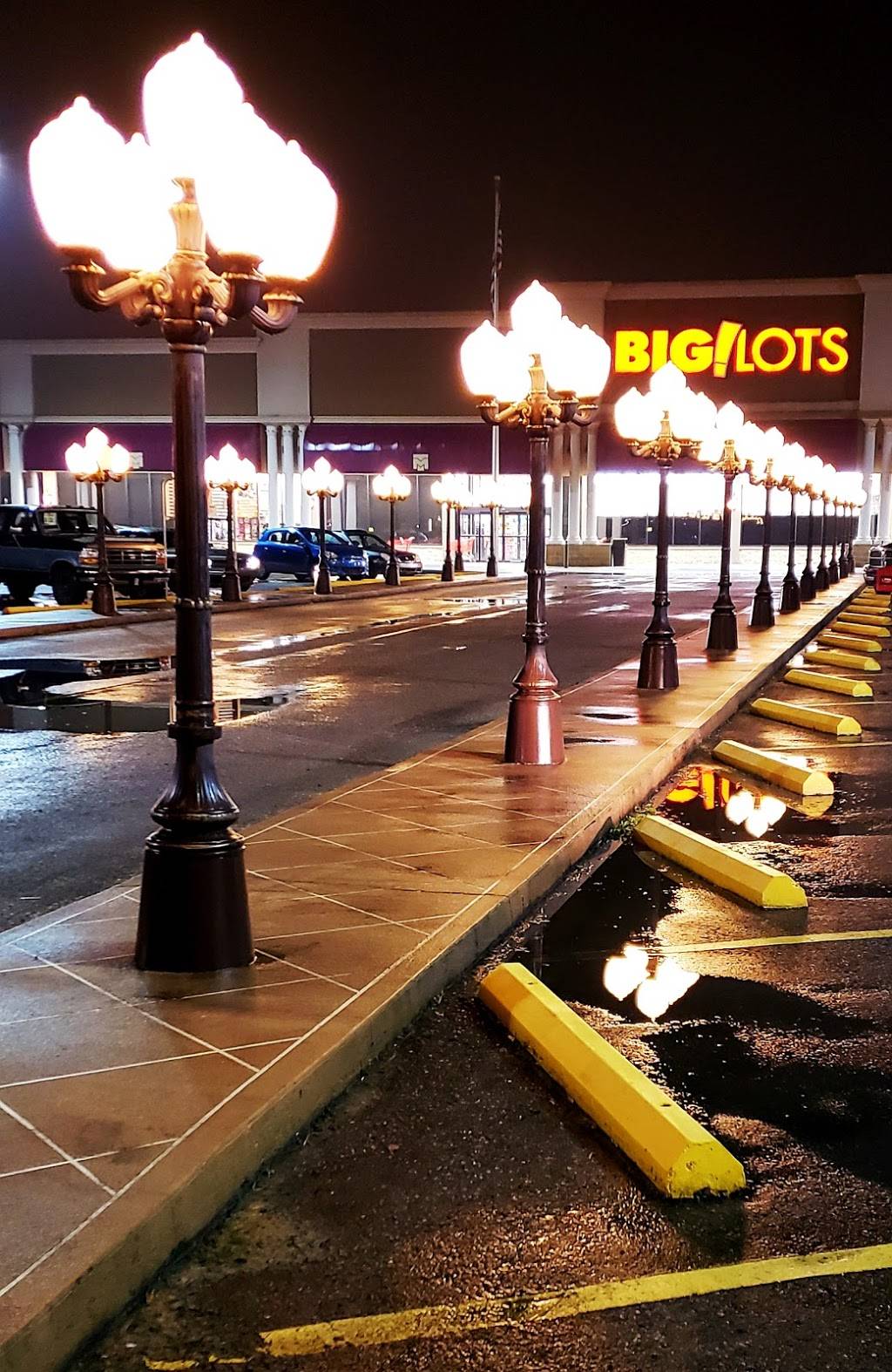 Chalmette Movies | 8700 W Judge Perez Dr, Chalmette, LA 70043, USA | Phone: (504) 304-9992