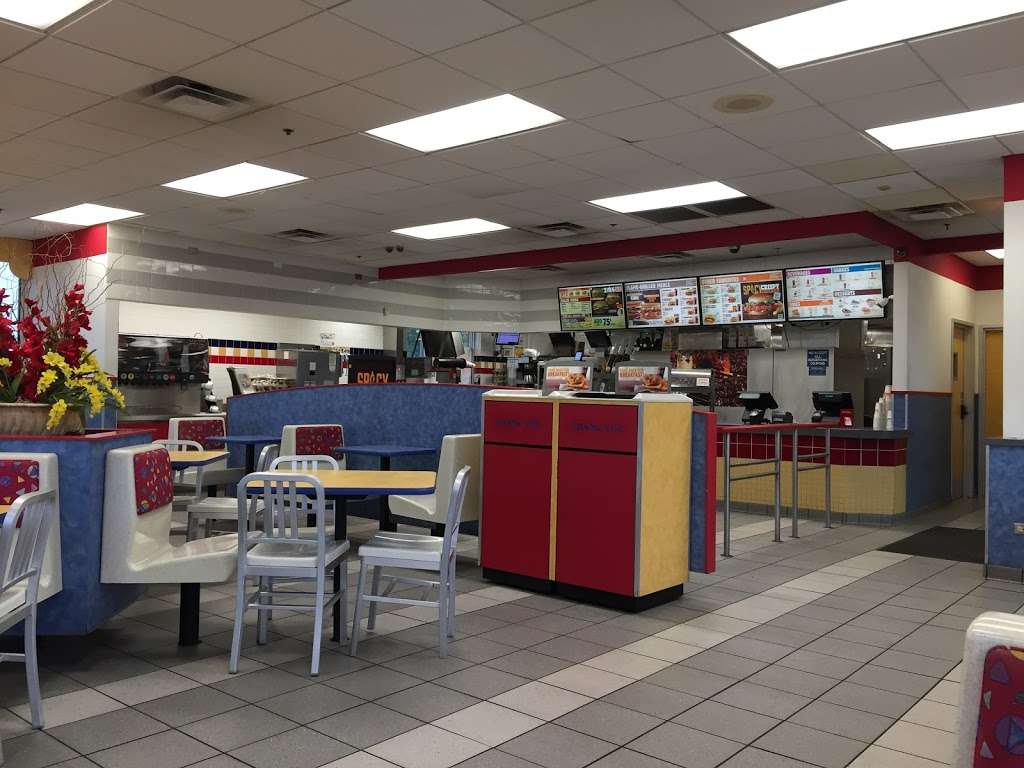 Burger King | 1012 N Rohlwing Rd, Addison, IL 60101 | Phone: (630) 705-9078