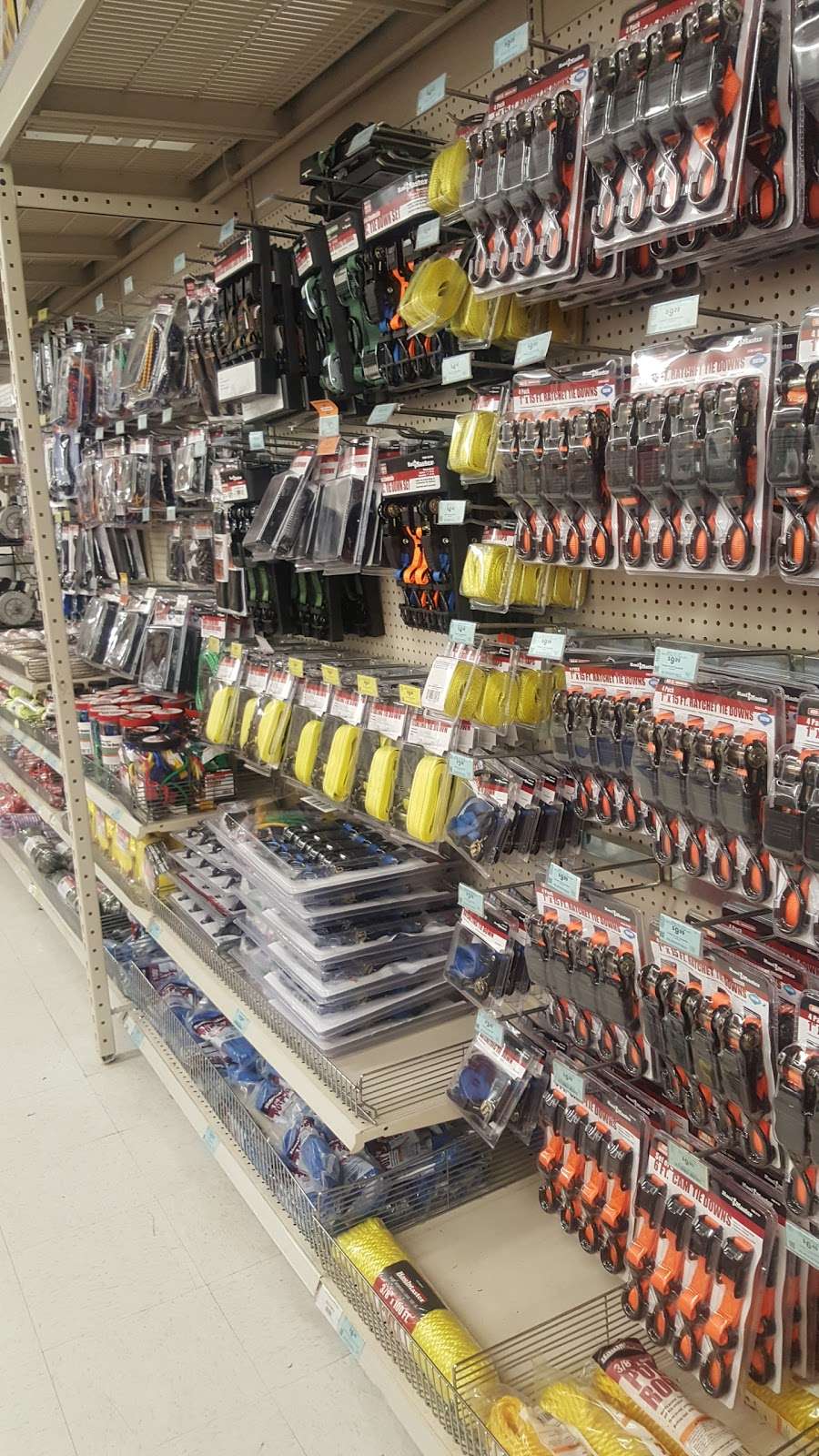 Harbor Freight Tools | 4171 Woodruff Ave, Lakewood, CA 90713, USA | Phone: (562) 425-1780