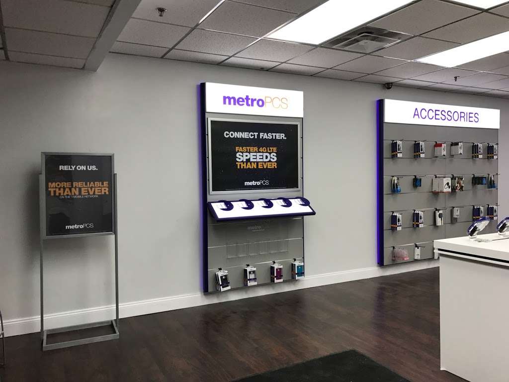 Metro by T-Mobile | 1789 Dutch Broadway, Elmont, NY 11003, USA | Phone: (516) 502-4550