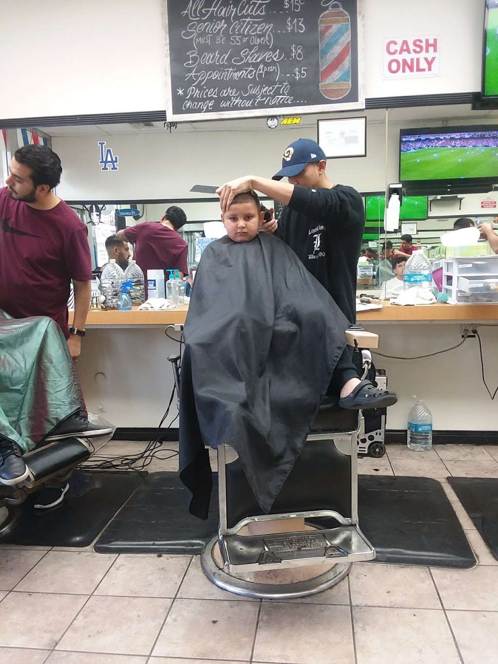 Paramount Barber Shop | 8404 Alondra Blvd, Paramount, CA 90723, USA | Phone: (562) 634-7073