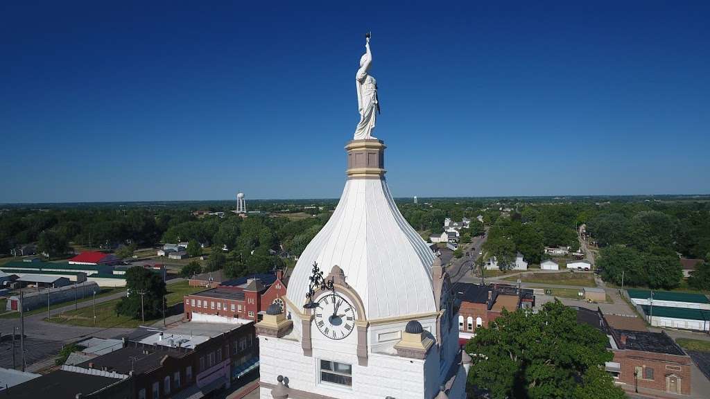 Andrew County Courthouse | 411 Court St, Savannah, MO 64485, USA | Phone: (816) 324-3921