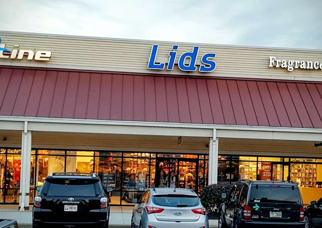 Lids | 11745 NE Executive Dr, Edinburgh, IN 46124, USA | Phone: (812) 526-6541