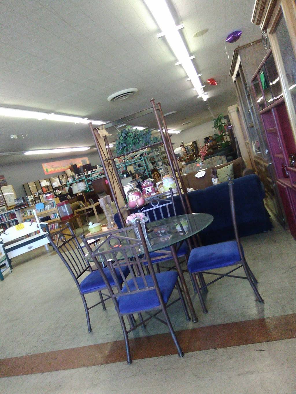 Stuff Thrift Store | 1135 E Main St, Mesa, AZ 85203, USA | Phone: (480) 649-1288