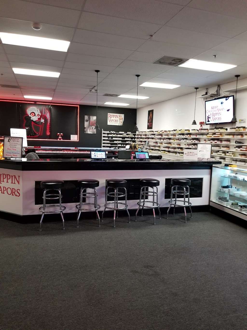 Rippin Vapors Wildomar | 34859 Frederick St #114, Wildomar, CA 92595, USA | Phone: (951) 797-8273