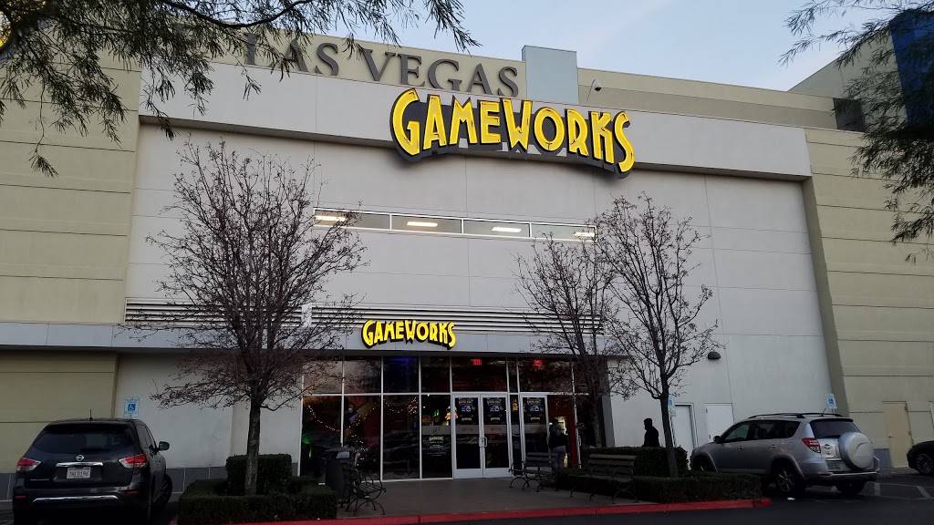 GameWorks Las Vegas at Town Square | 6587 S Las Vegas Blvd Suite #171, Las Vegas, NV 89119, USA | Phone: (702) 978-4263