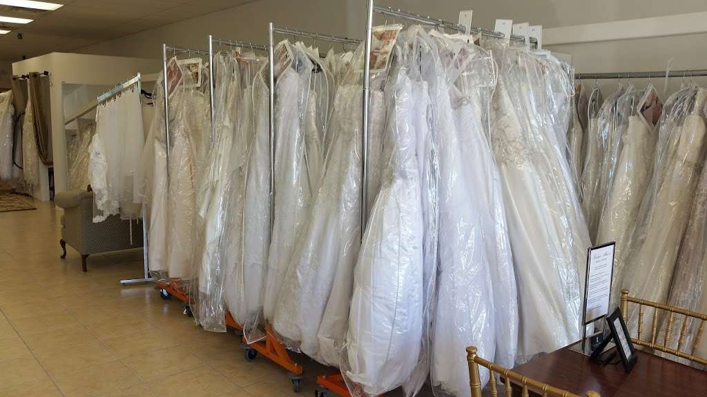 Carolyn Allens Bridal & Tuxedos | 11951 International Drive, Suite C2, Orlando, FL 32821, USA | Phone: (407) 238-2722