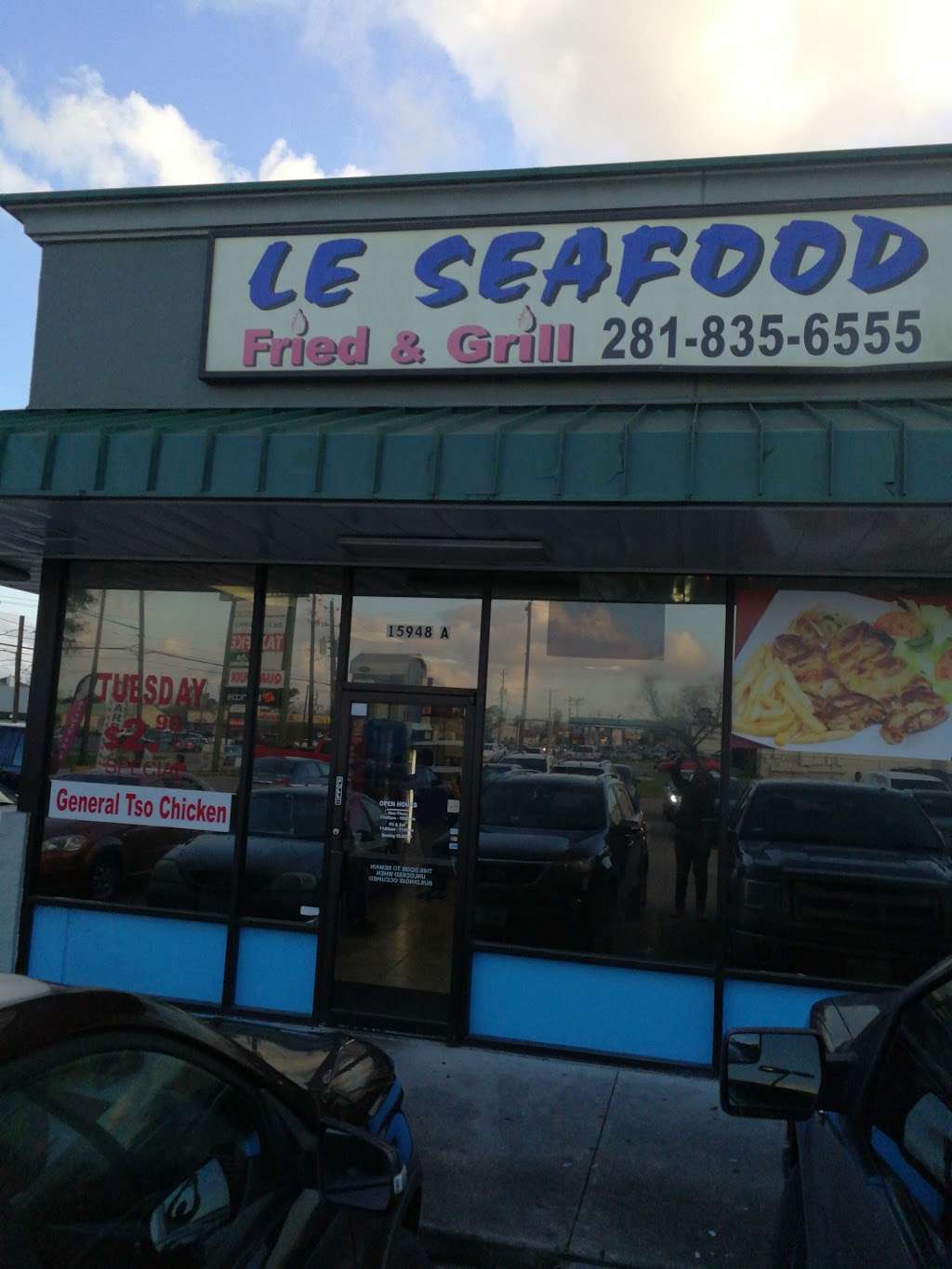 Le Seafood | 15948 S Post Oak Rd, Houston, TX 77053, USA | Phone: (281) 835-6555