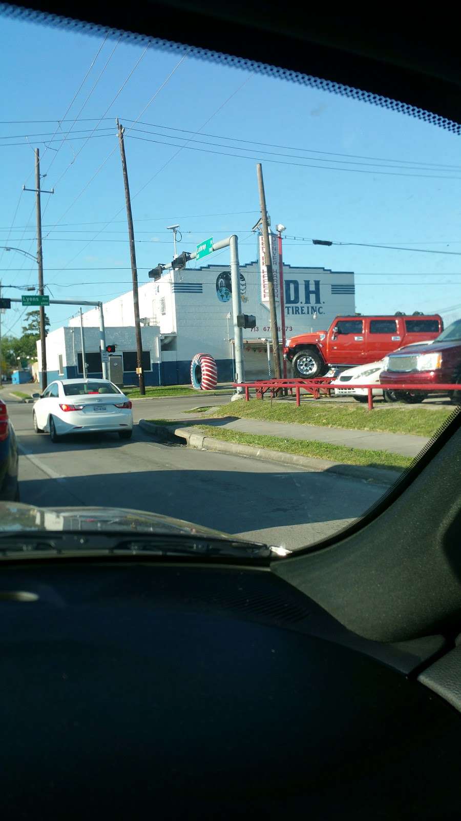 D. H. Tire, Inc. | 6903 Lyons Ave, Houston, TX 77020, USA | Phone: (713) 676-1161