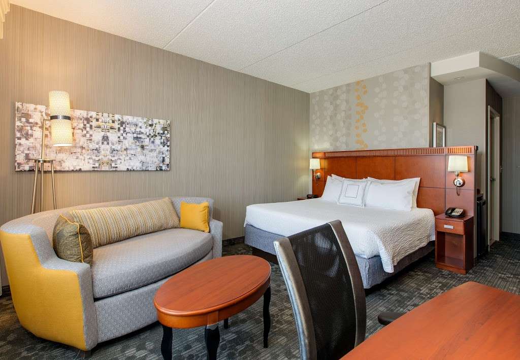 Courtyard by Marriott Philadelphia Great Valley/Malvern | 280 Old Morehall Rd, Malvern, PA 19355, USA | Phone: (610) 993-2600