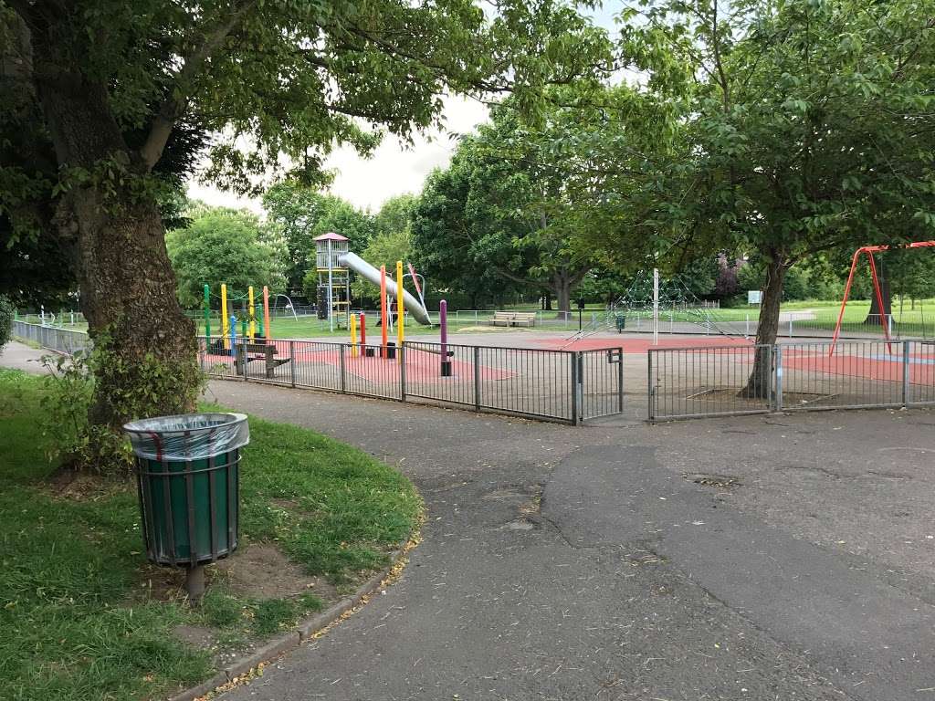 North Sheen Recreation Ground | Richmond TW9, UK