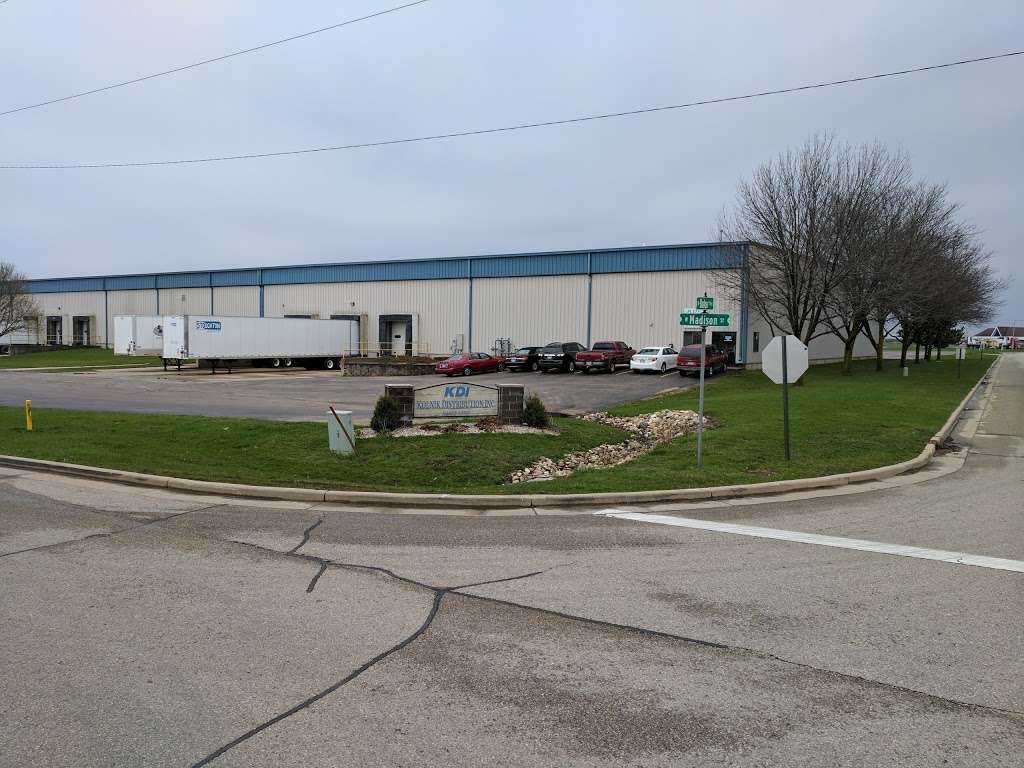 Darien Dist-New West end Docks | 508 W Madison St, Darien, WI 53114, USA | Phone: (262) 882-2283