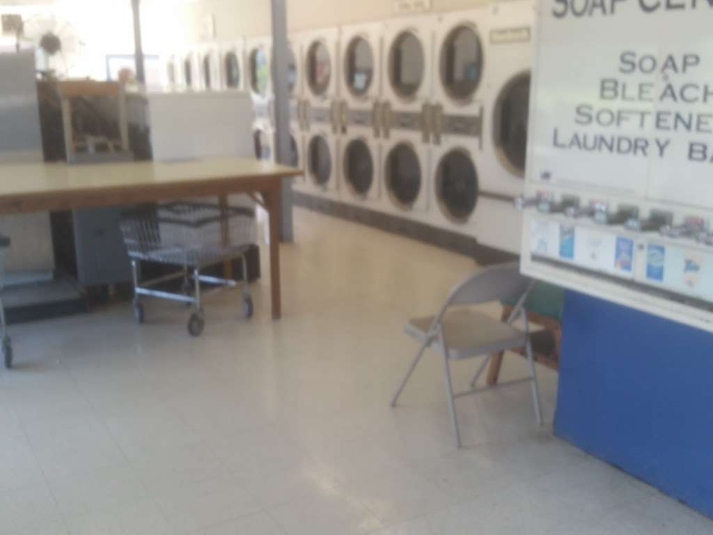 Squeaky Clean Laundry Inc | 5046 Lincoln Way E, Fayetteville, PA 17222, USA | Phone: (717) 352-8200