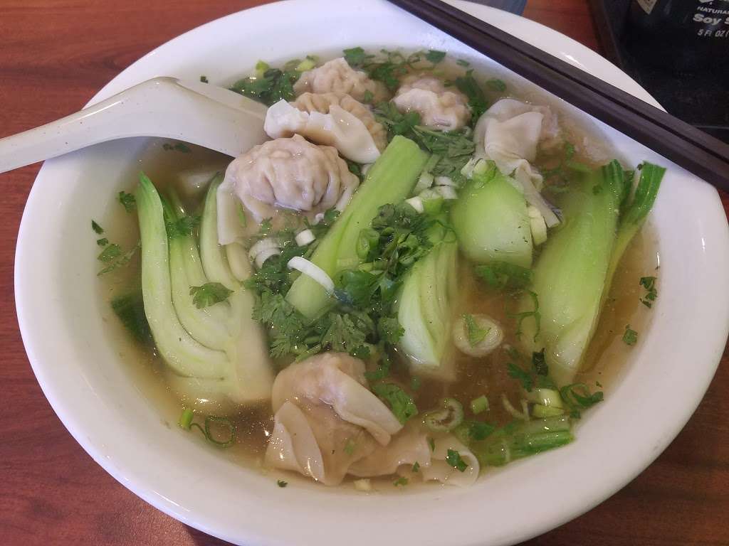 Thanh Restaurant | 10618 Clay Rd, Houston, TX 77041, USA | Phone: (713) 466-5544