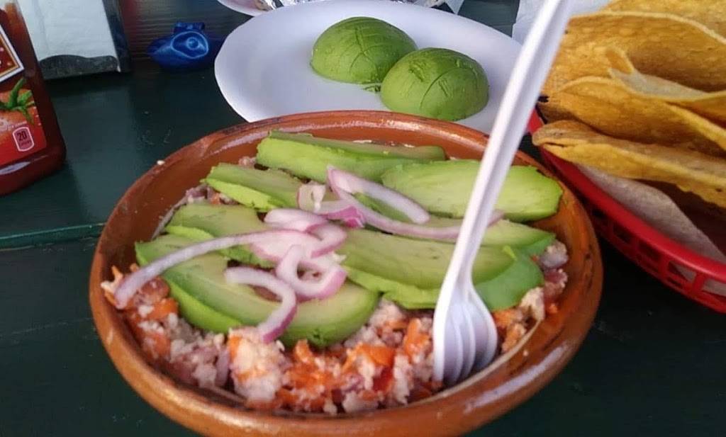 Mariscos Las Cazuelitas | 8117 Fillmore Ave #8101, Bakersfield, CA 93306, USA | Phone: (661) 281-7989