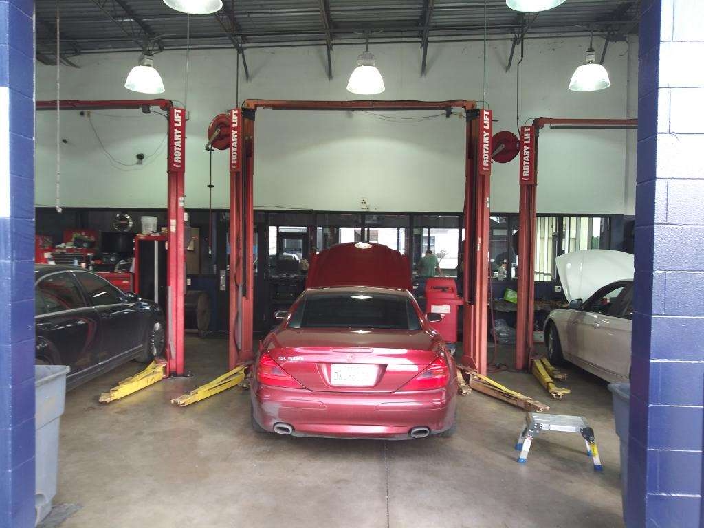 Eurocare Import Car Repair | 21811 TX-249, Houston, TX 77070, USA | Phone: (281) 320-2305