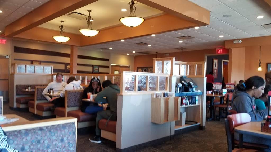 IHOP | 6200 College Dr, Suffolk, VA 23435, USA | Phone: (757) 967-0777